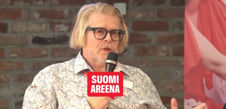 Olli-Matti Korhonen SuomiAreenan panelistina